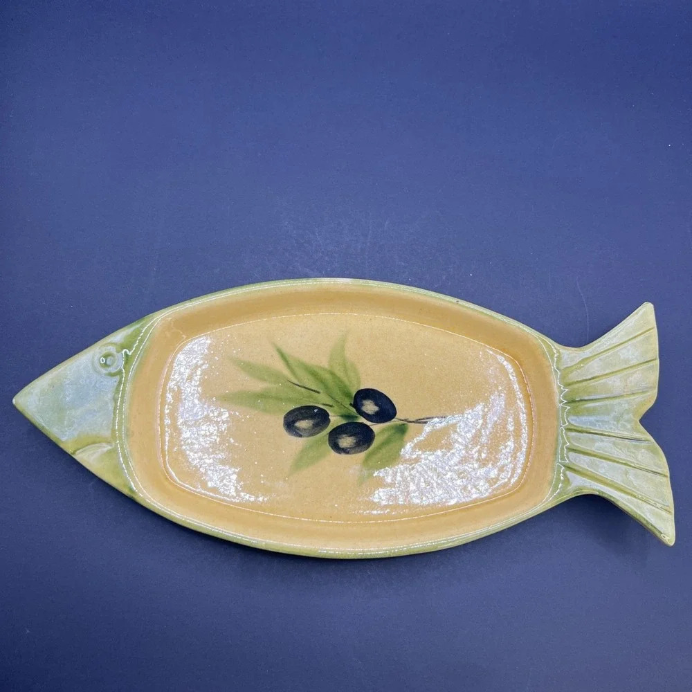 Terre‎ e Provence Fish Shaped Tray Olives Hand Painted Stoneware France